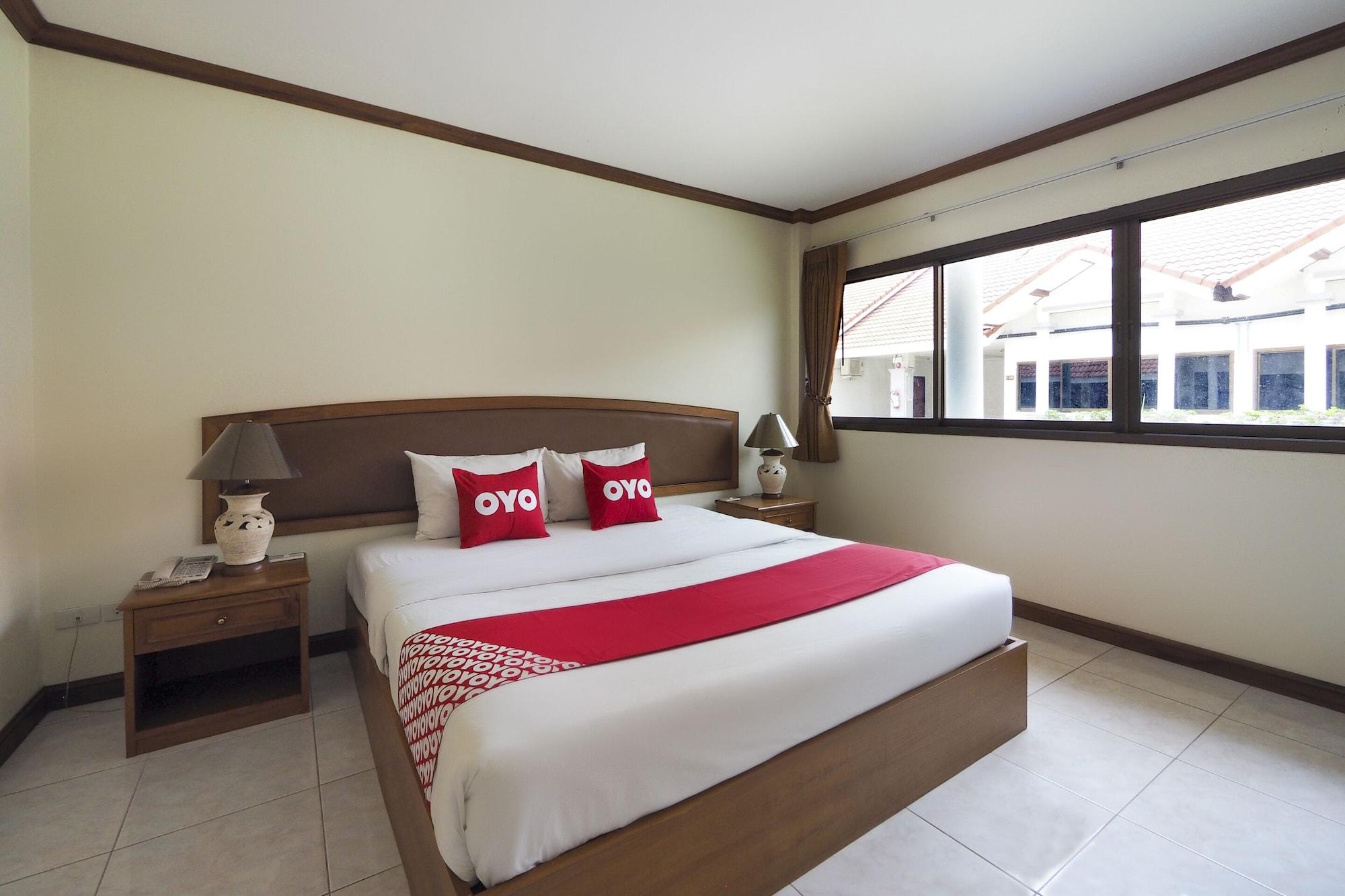 Oyo 859 Golden Land Hotel Чианг Рай Екстериор снимка