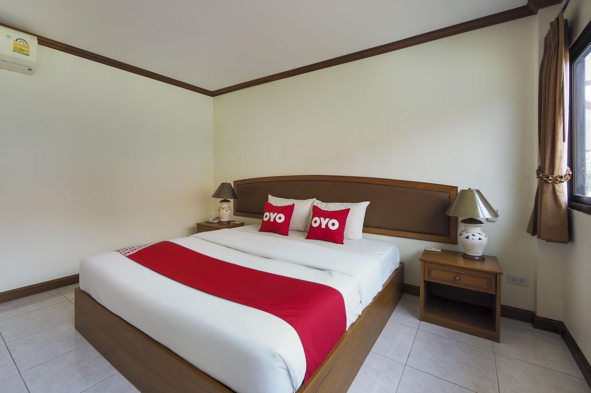 Oyo 859 Golden Land Hotel Чианг Рай Екстериор снимка