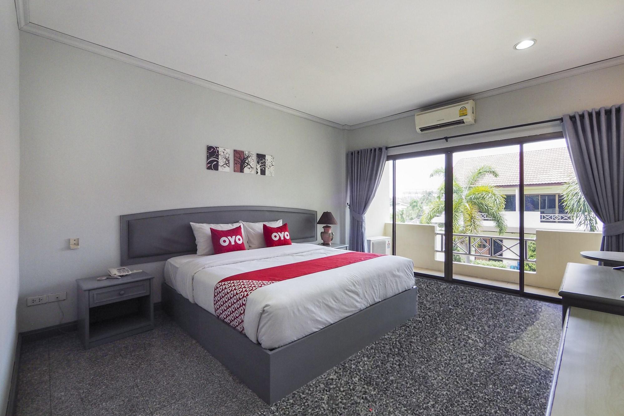 Oyo 859 Golden Land Hotel Чианг Рай Екстериор снимка